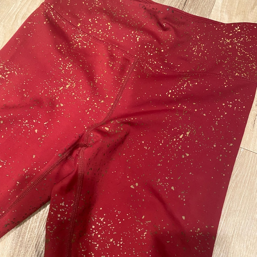 ZYIA Red Stay Gold Leggings